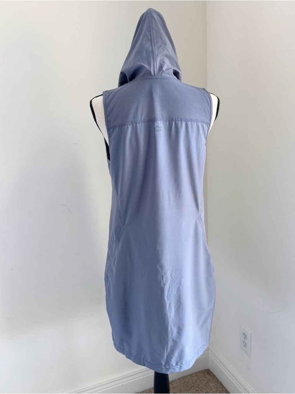 Calvin Klein Sport Dress M Sleeveless Zip Up Hooded Tennis Athletic Preppy Grey - Picture 13 of 14